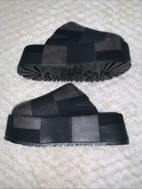 Dolls Kill Current Mood Black and Gray Platform Slide Mules, NWOB, Size 10